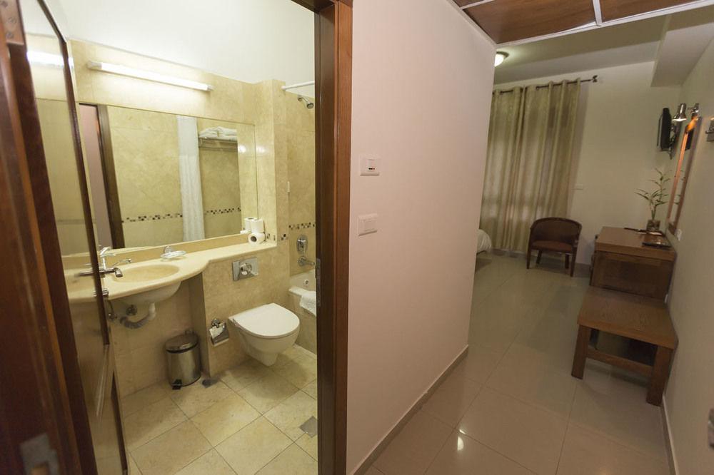Angel Hotel Bethlehem Ngoại thất bức ảnh